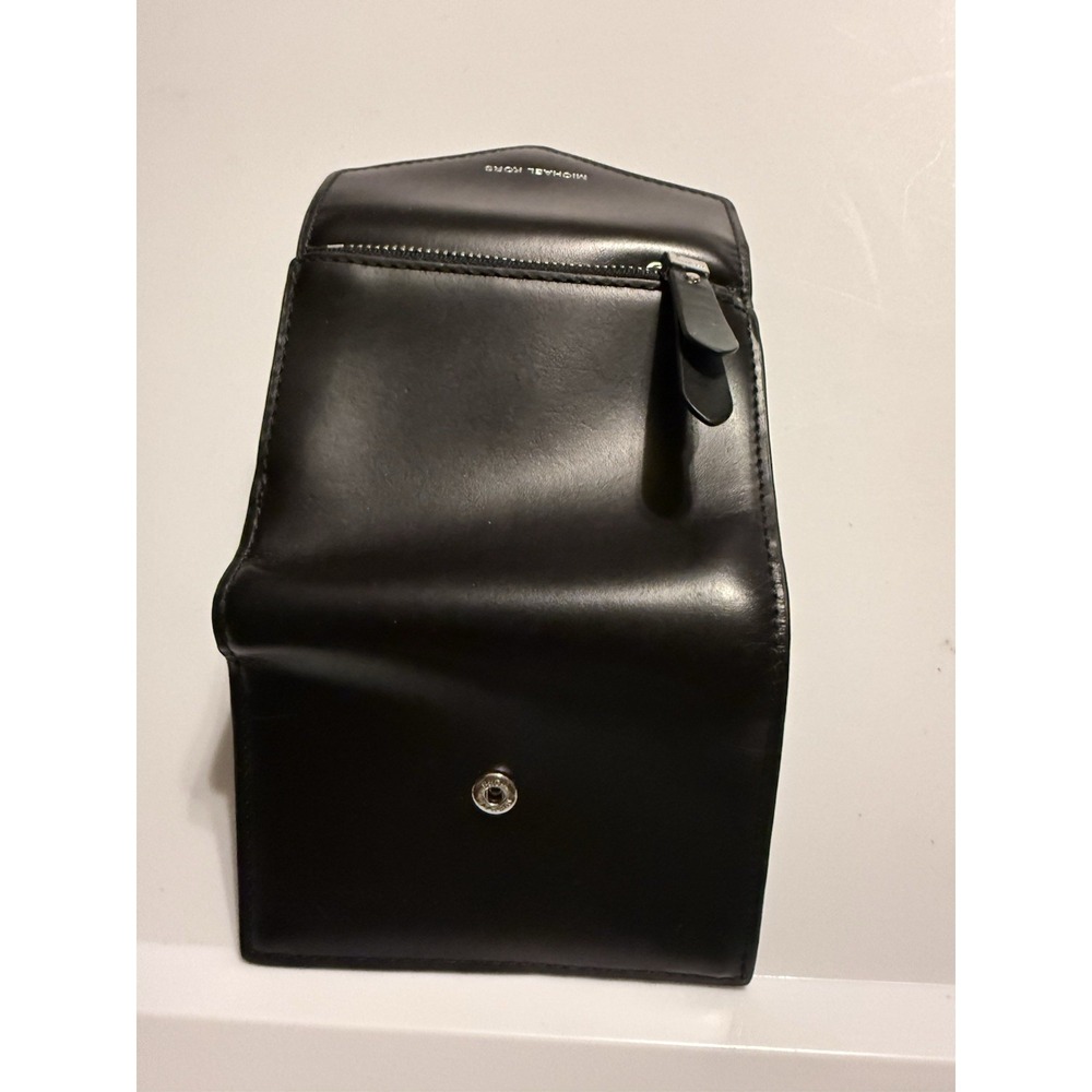 Michael Kors Black Wallet - Picture 4 of 4